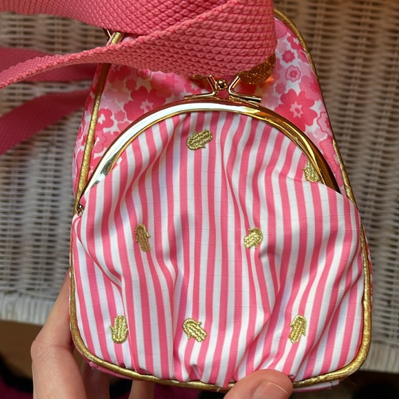 🪷 LeSportsac x Manoush NWOT mini pink duffle with adjustable shoulder strap - Picture 4 of 14